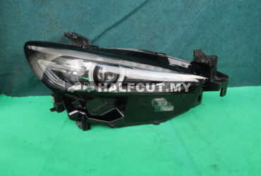 MAZDA 6 2018 HEADLAMP RH
