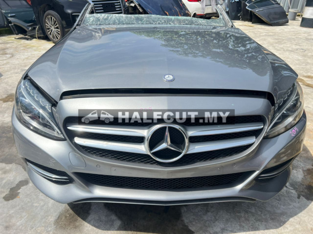 MERCEDES W205 C200 HALF CUT