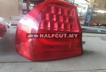 7289425 E90 LCI TAIL LAMP