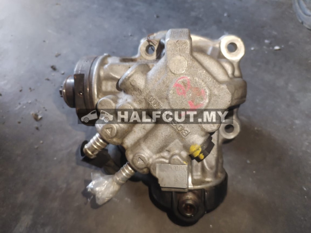 AUDI Q7 30 FUEL PUMP