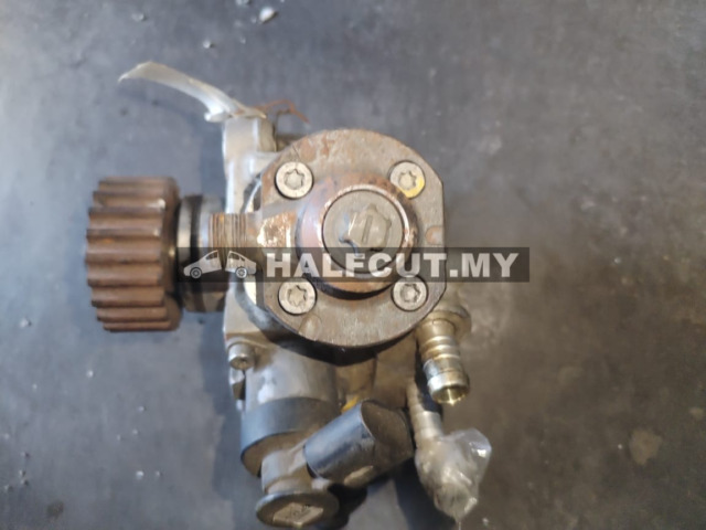 AUDI Q7 30 FUEL PUMP