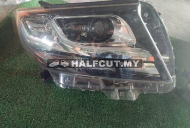 58-60 AGH30 HEAD LAMP