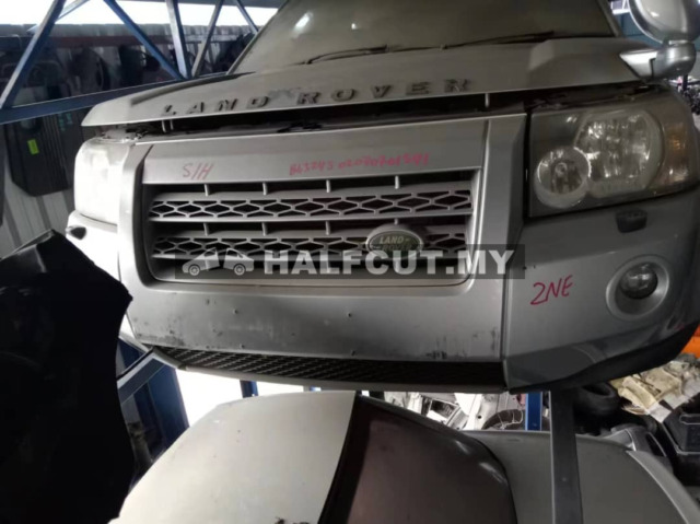 LAND ROVER FREELANDER 2 HALF CUT