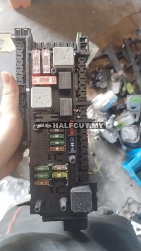 212 900 9622 W212 REAR SAM