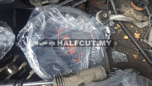 FORD FIESTA 1.6 STEERING WHEEL