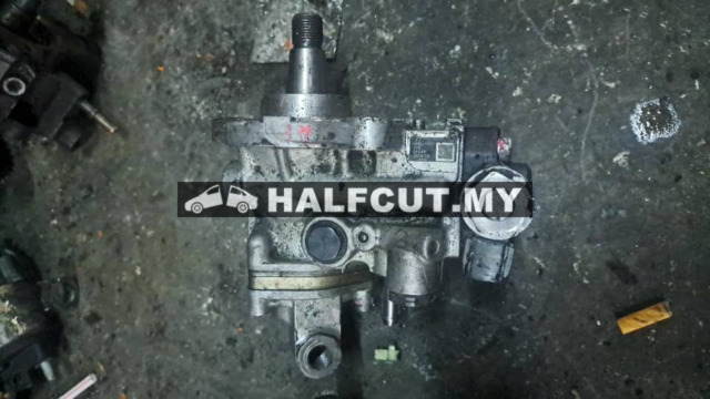 TOYOTA HILUX REVO 1GD ENGINE FUEL PUMP