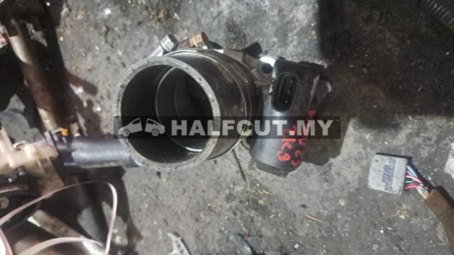 TOYOTA HILUX KUN25 2KD THROTTLE BODY