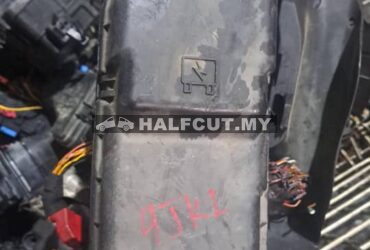 ISUZU D-MAX 4JK1 FUSE BOX WAYA