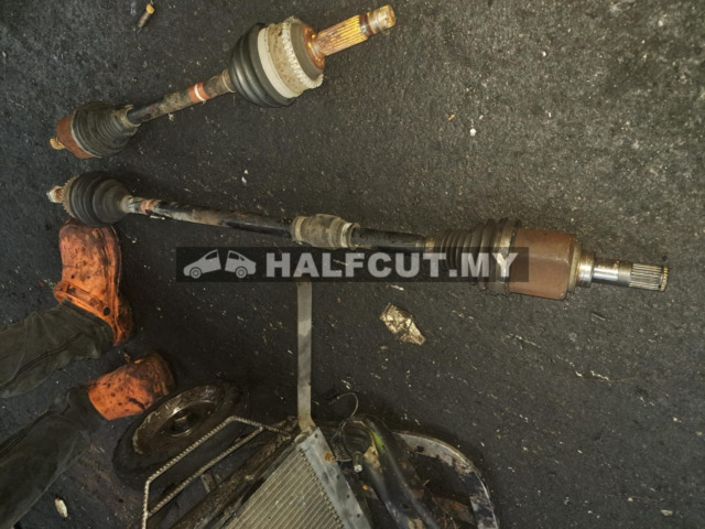 PROTON IRIZ FRONT DRIVE SHAFT RH