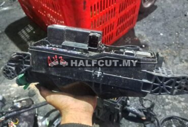 TOYOTA AVANZA FUSE BOX WAYA