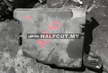 TOYOTA ESTIMA ACR50  FUSE BOX WAYA