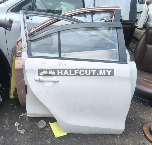 TOYOTA VIOS NCP150 REAR  DOOR  R/R
