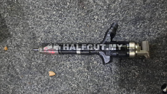 TOYOTA HILUX KUN26 2KD INJECTOR NOZZLE
