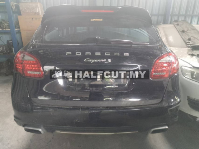 PORSCHE CAYENNE 958 4.8 FRONT &REAR HALF CUT