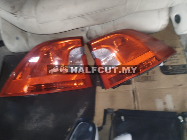 VOLVO S60 2014 TAIL LAMP