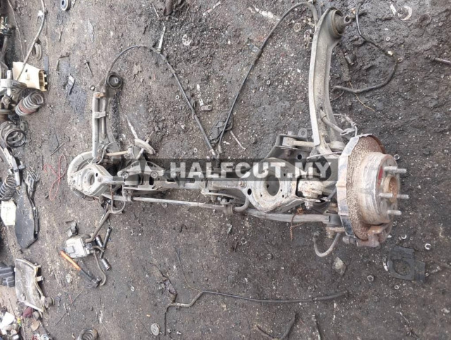 HYUNDAI SONATA 7 REAR AXLE