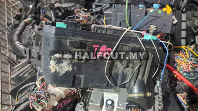 HONDA ACCORD TAO 2.0 FUSE BOX WAYA