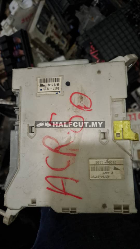 TOYOTA ESTIMA ACR50 2.4 FUSE BOX ECU (82730-28160)