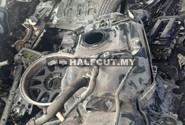 TOYOTA HILUX REVO PETROL TANK