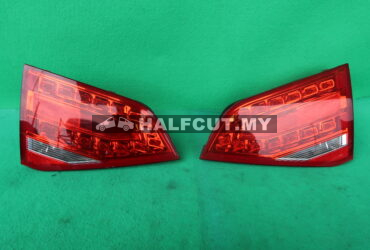 AUDI A4 BONNET LAMP