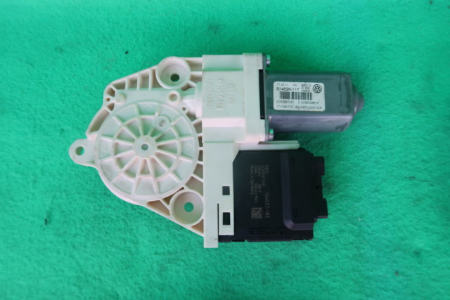VOLKSWAGEN PASSAT CC FRONT WINDOW MOTOR DRIVER SIDE