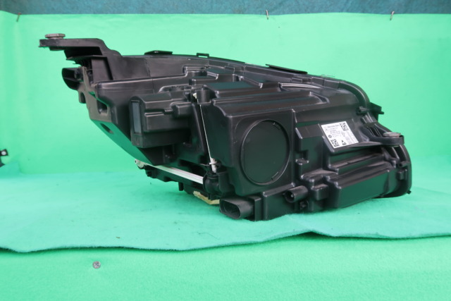 MERCEDES W213 HEADLAMP