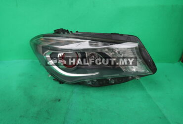 MERCEDES W117 HEADLAMP RH RED EYE