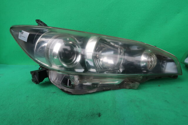 TOYOTA WISH ZGE20 HEADLAMP 68-16