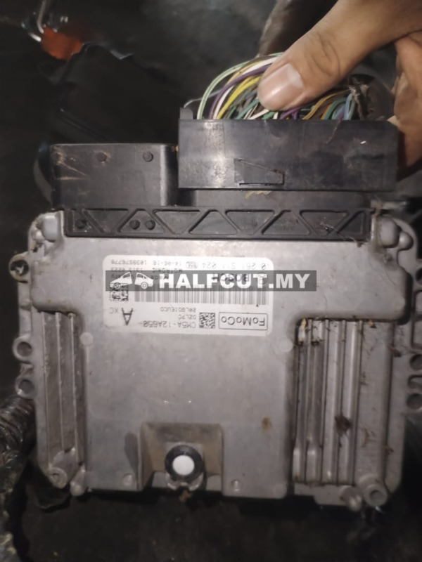 CM5A-12A650-A FOCUS 2.0 ENGINE ECU