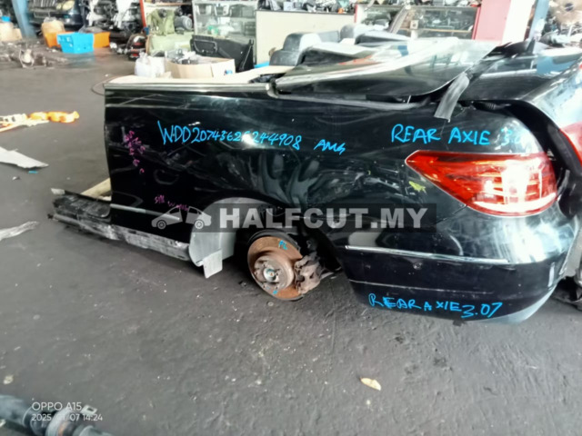 W207 E250 FACELFT 4WD FRONT & REAR HALF CUT