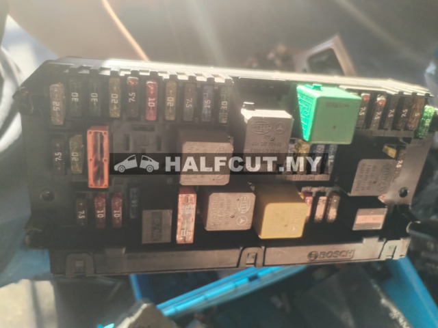 212 900 49 11 W207/W212 FRONT SAM