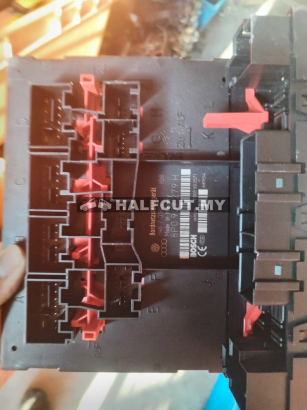 8P0 90 279 H AUDI TT MK2 BCM