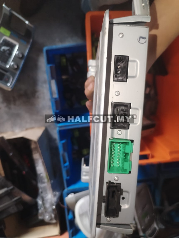 31409935 VOLVO S60 AMPLIFIER