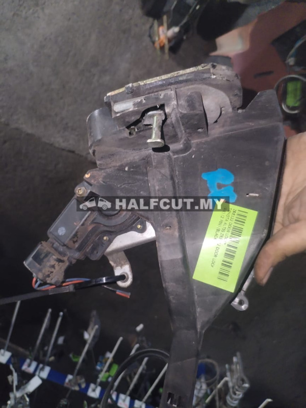 ALTIS ZRE122 DOOR LOCK