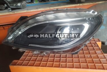 246 820 7361 W246 HEAD LAMP