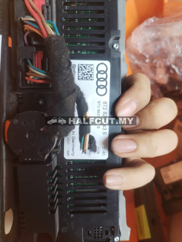 8T2 820 043 S A4B8 AIRCOND SWITCH