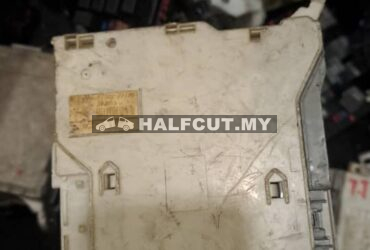 TOYOTA ESTIMA ACR50 2.4 FUSE BOX ECU (82730-28160)