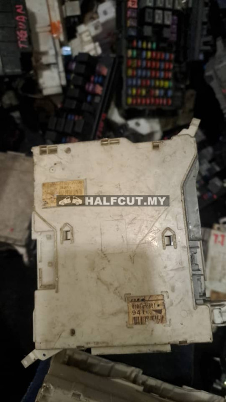 TOYOTA ESTIMA ACR50 2.4 FUSE BOX ECU (82730-28160)