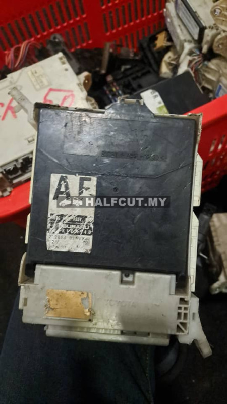 TOYOTA FT86 FUSE BOX ECU (88281-CA510) AF