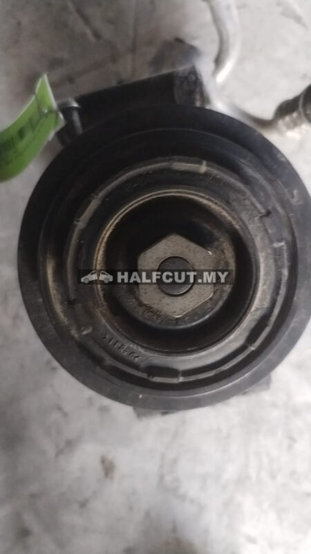 003 230 4811 W212 271860 AIRCOND PUMP