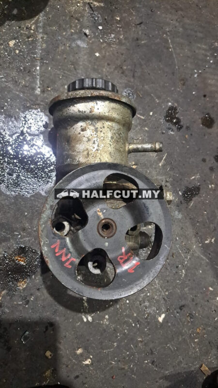 TOYOTA INNOVA 1TR POWER STEERING PUMP