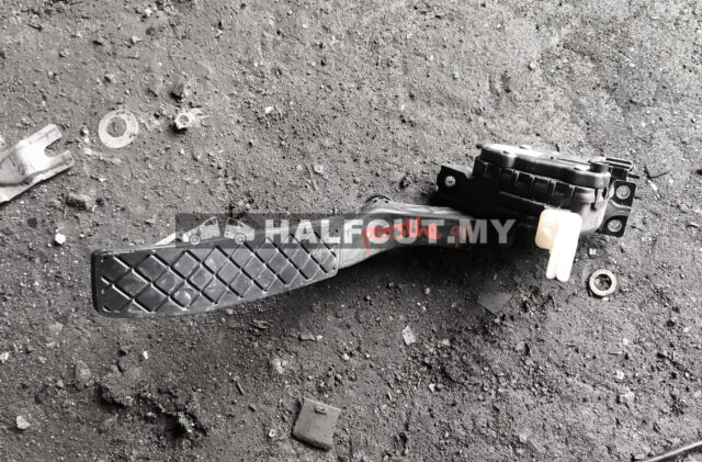 PORSCHE CAYENNE 958 4.8  PENDER SENSOR