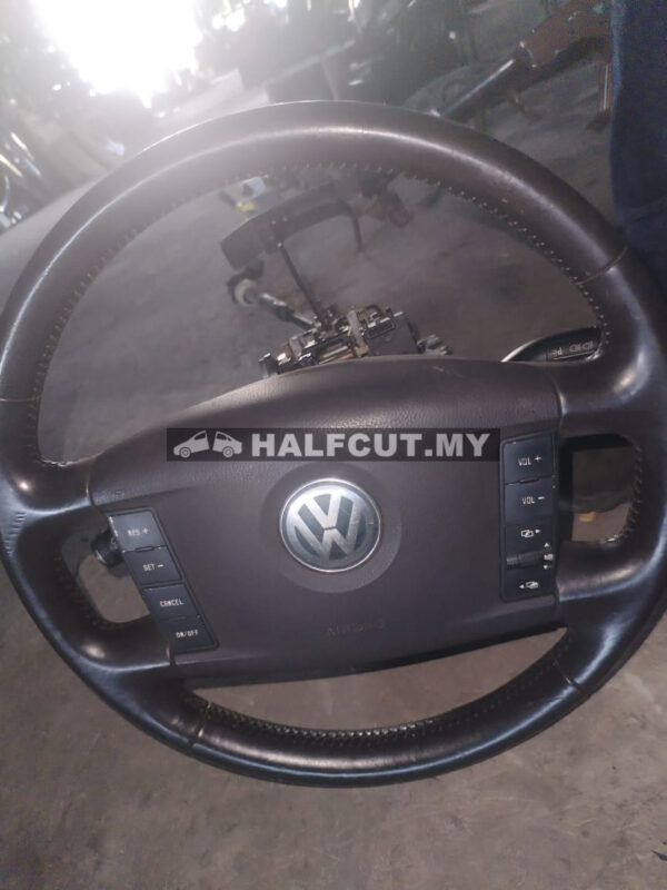 TOUAREG 2005 STEERING WHEEL