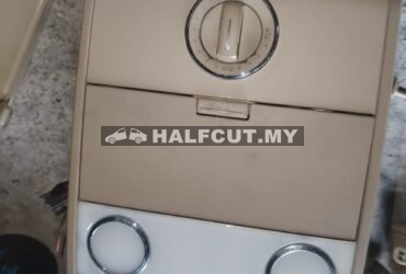7L6867508D TOUAREG ROOM LAMP