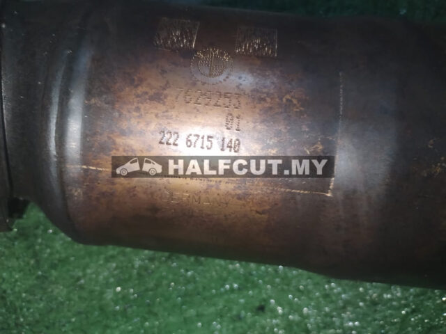 7629253/7645664 BMW X3 F25 N20 EXHAUST CATALYTIC