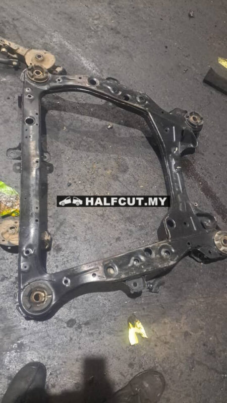 TOYOTA CAMRY ACV40 2AZ FRONT CROSSMEMBER