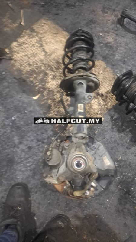 TOYOTA CAMRY ACV40 2AZ FRONT AXLE F/R