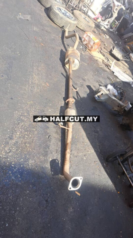 TOYOTA HILUX REVO 2.4   EXHAUST PIPE