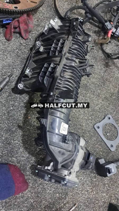 BMW F30 INTAKE MANIFOLD &THROTTLE BODY