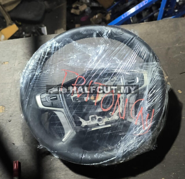 MITSUBISHI TRITON NEW STEERING WHEEL